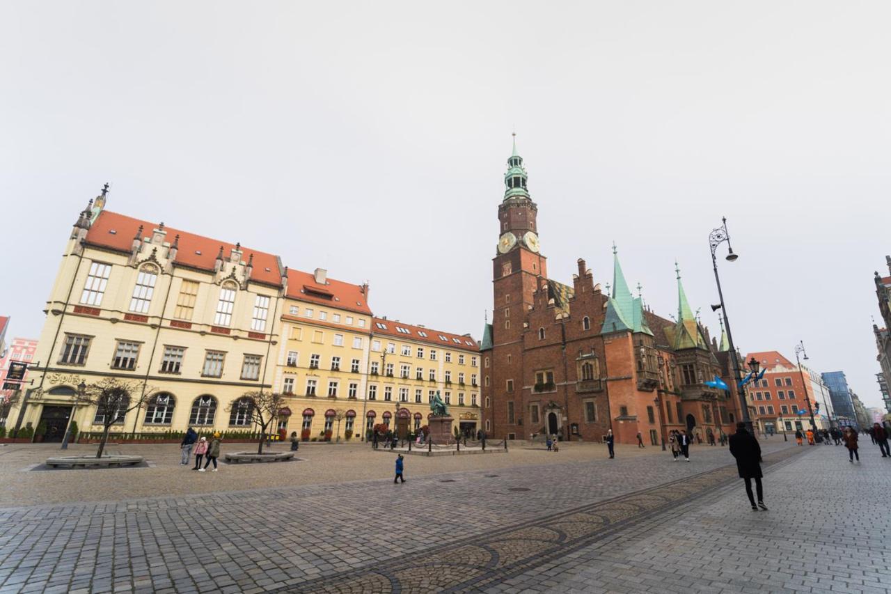 Apart Market Square - Rynek 44 - Opposit Town Hall - 3 Rooms فروتسواف المظهر الخارجي الصورة