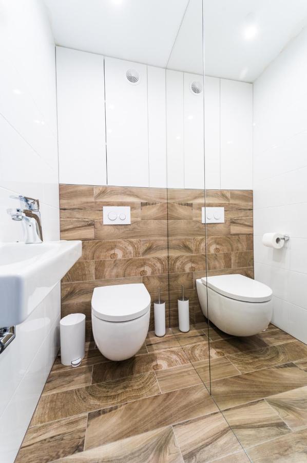 Apart Market Square - Rynek 44 - Opposit Town Hall - 3 Rooms فروتسواف المظهر الخارجي الصورة